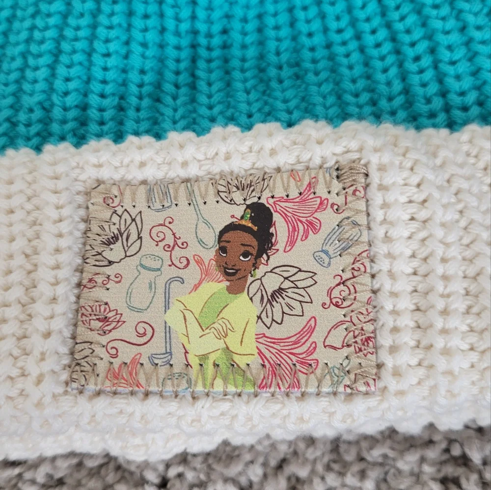 Disney X Love Your Melon Princess And The Frog Pom Beanie Kids Size 6-14
